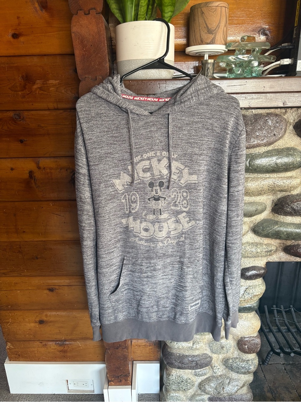 Disneyland Resort Mickey Mouse Hoodie Women’s XXL Gray Vintage Style Pullover